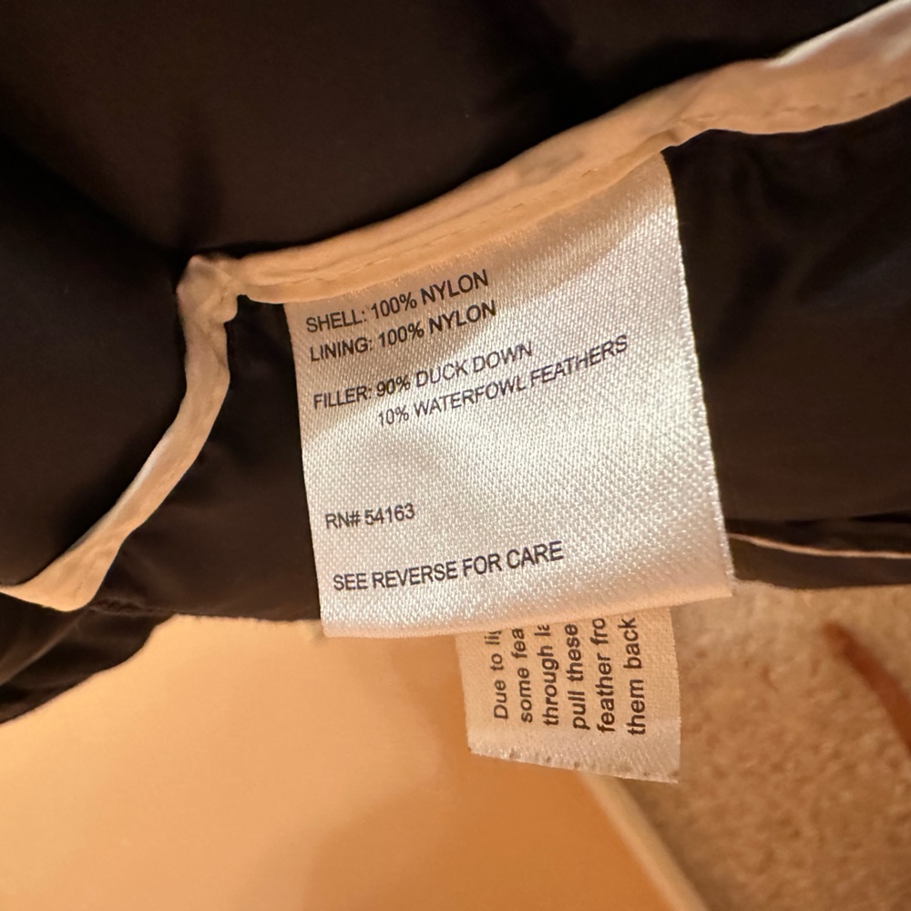 Calvin Klein Lightweight Packable Down Vest - Picture 5 of 7